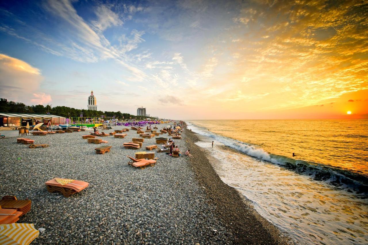 Orbi City Sea View 巴统 外观 照片