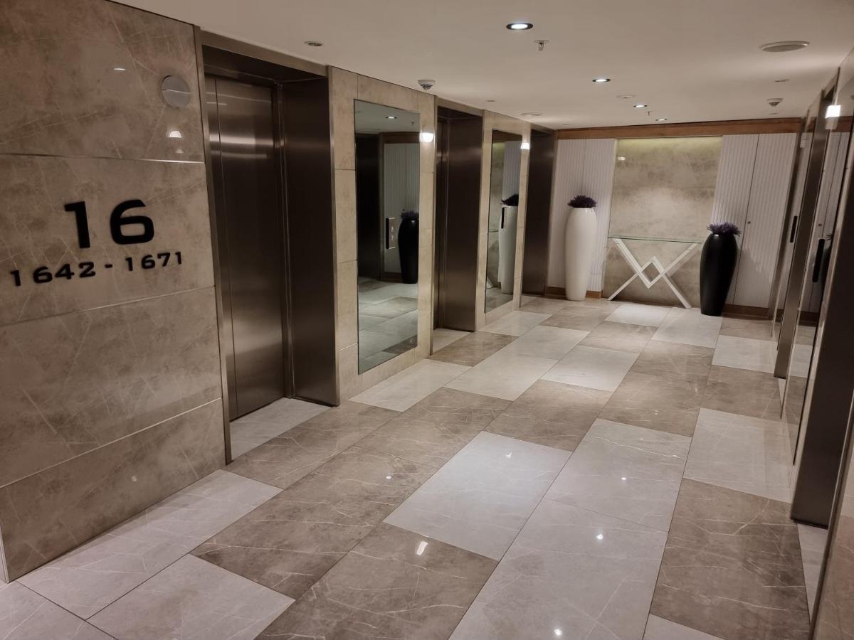 Orbi City Sea View 巴统 外观 照片