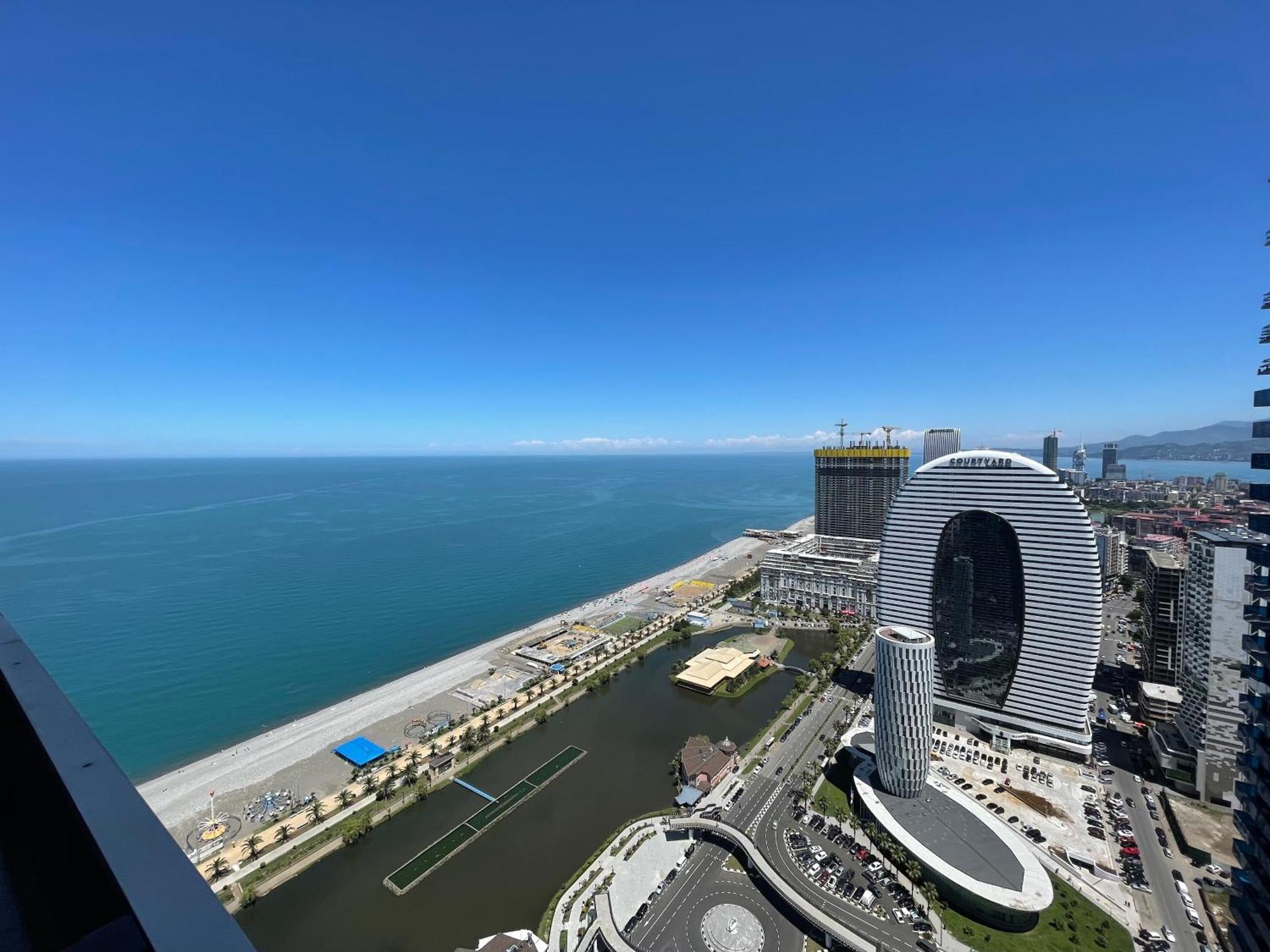 Orbi City Sea View 巴统 外观 照片