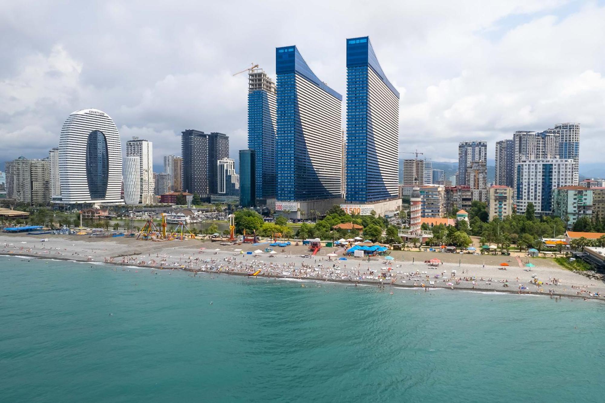 Orbi City Sea View 巴统 外观 照片